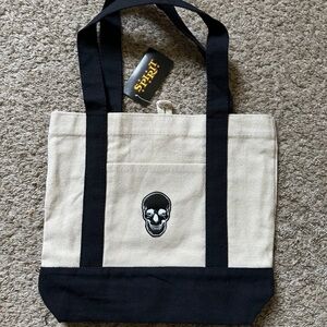 Spirit Halloween Tote. Brand new